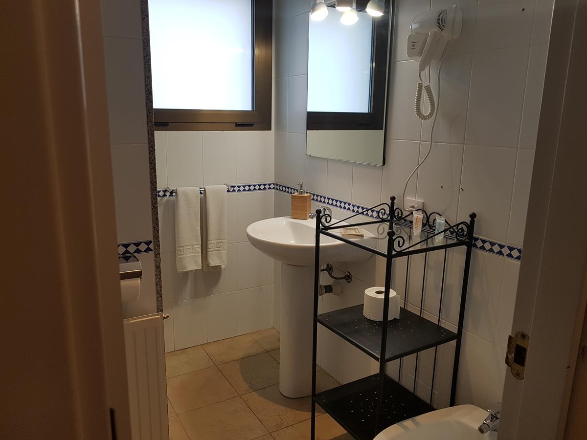 Hostal De L'Aigua Sant Llorenc de la Muga Esterno foto